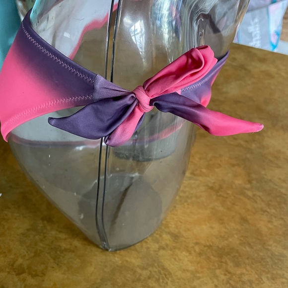 Bikini Set - Picture 3 of 7